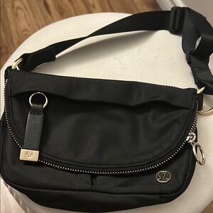 Lululemon Athletica All Night Festival Bag micro 1.5L